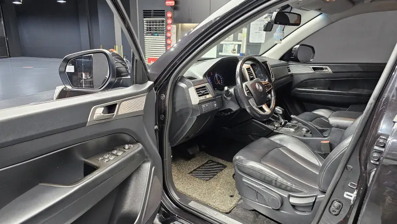 SsangYong Rexton Sports