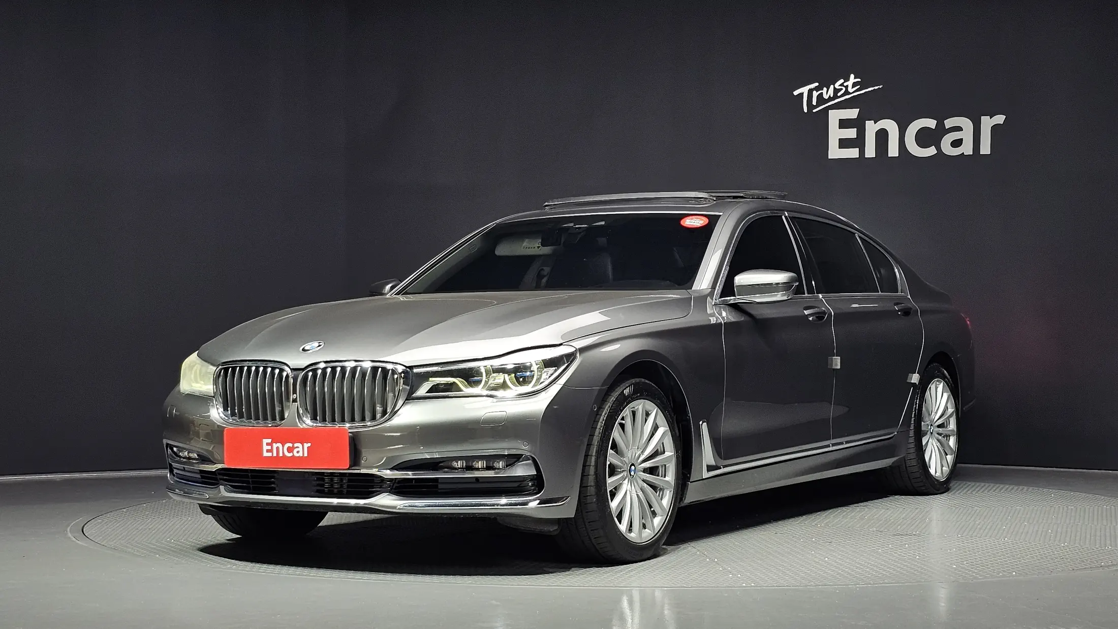 BMW 7-Series 2016