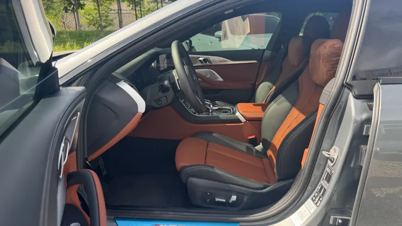BMW 8-Series