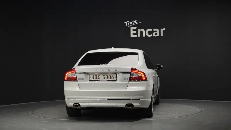 Volvo S80