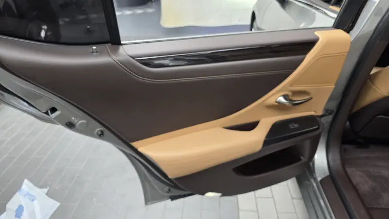 Lexus ES300h