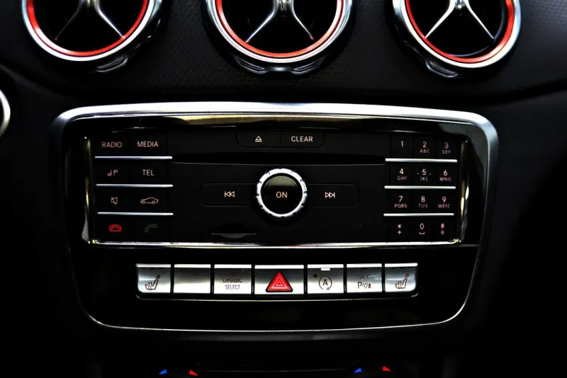 Mercedes-Benz GLA-Class