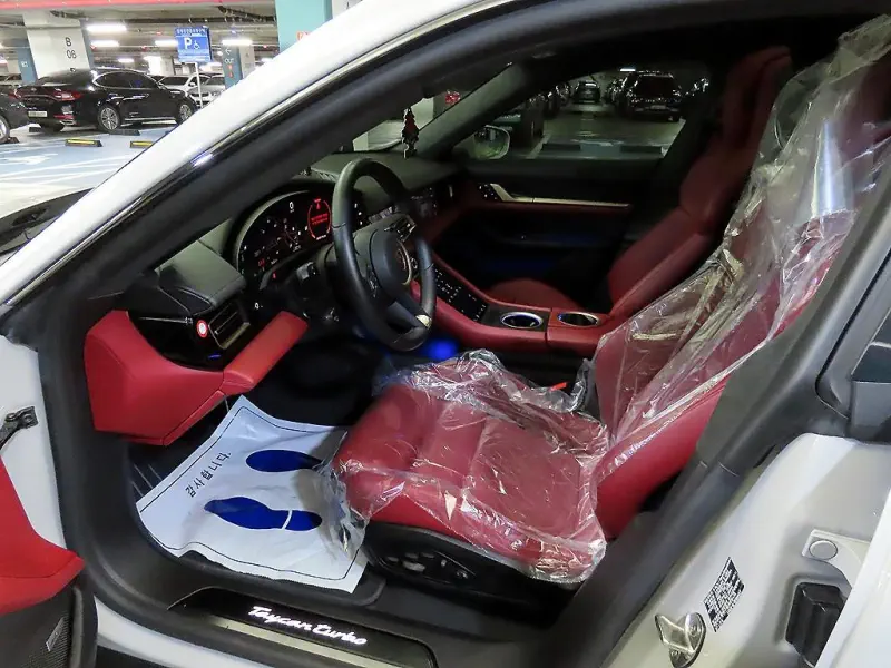Porsche Taycan