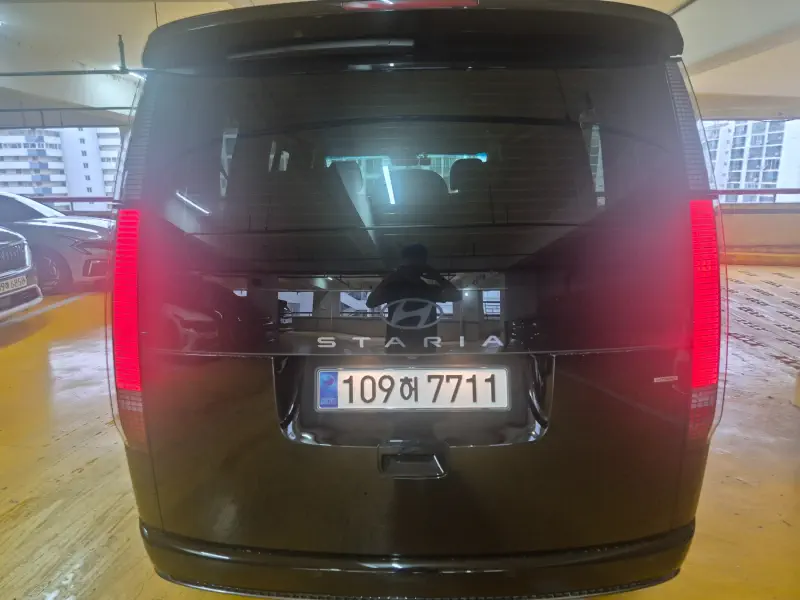 Hyundai Staria