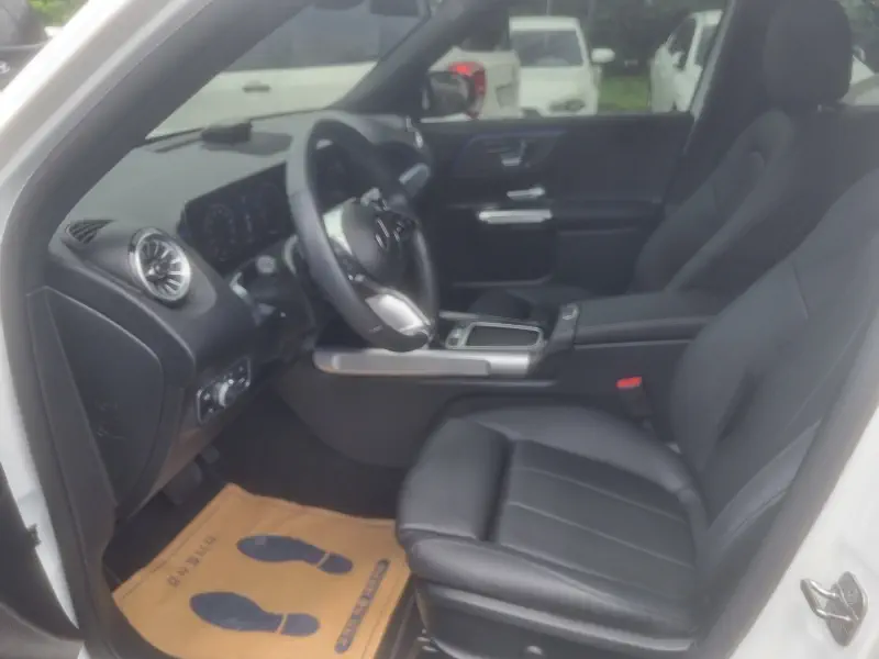 Mercedes-Benz GLB-Class