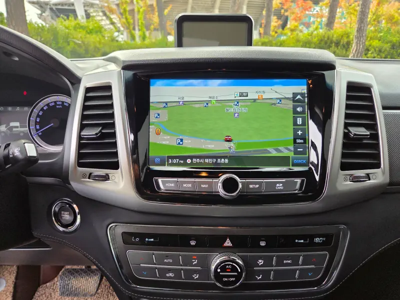 SsangYong Rexton Sports Khan