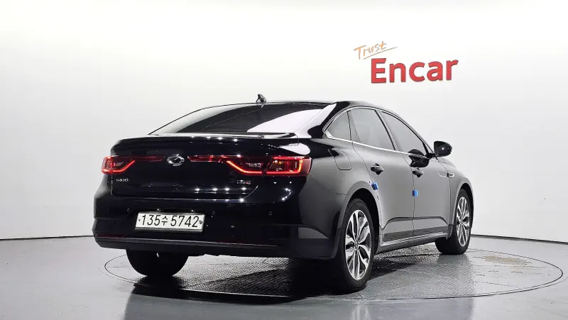Renault Samsung SM6