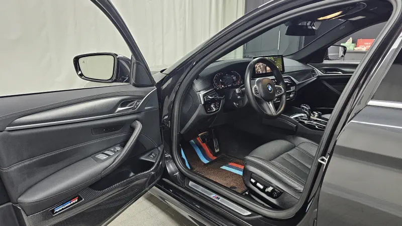 BMW 5-Series