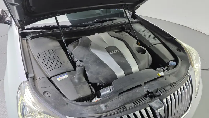 Hyundai Equus