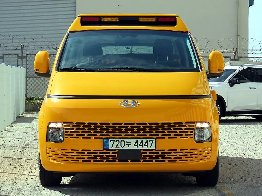 Hyundai Staria 2023