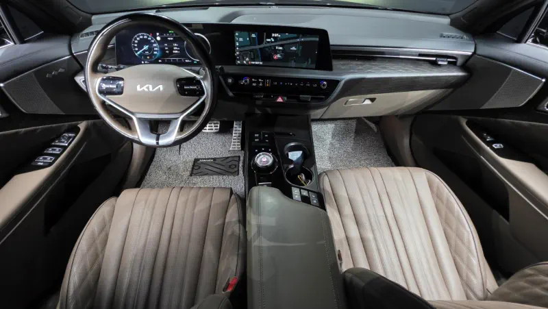 Kia K8