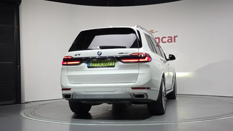 BMW X7