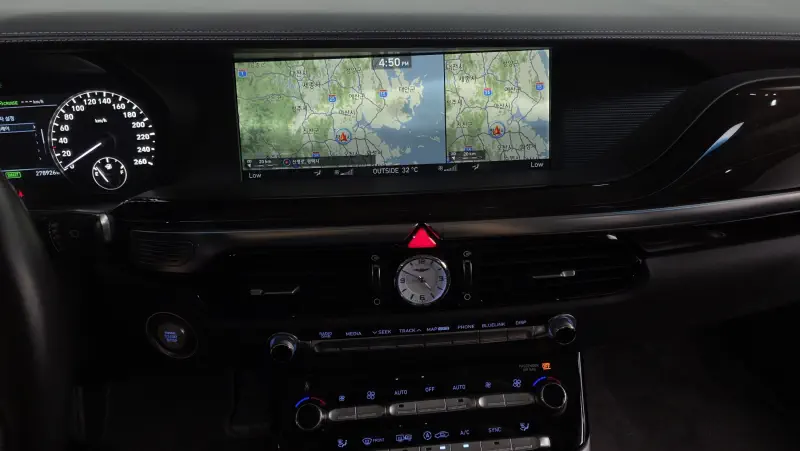 Genesis EQ900