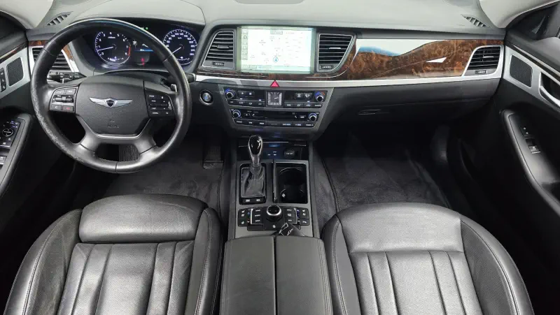 Hyundai Genesis