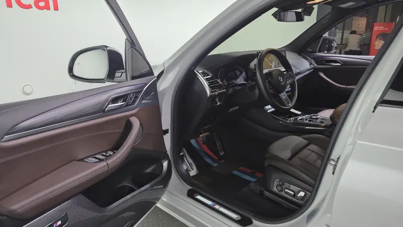 BMW iX3