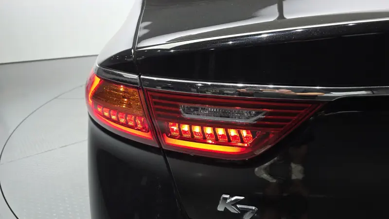 Купить Kia K7 Incheon из Кореи