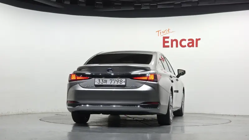 Lexus ES300h