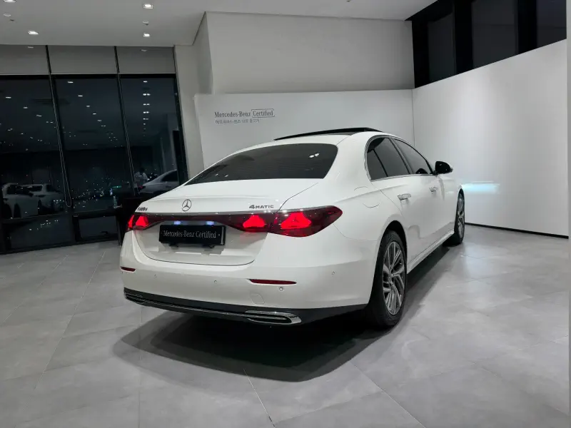 Mercedes-Benz E-Class