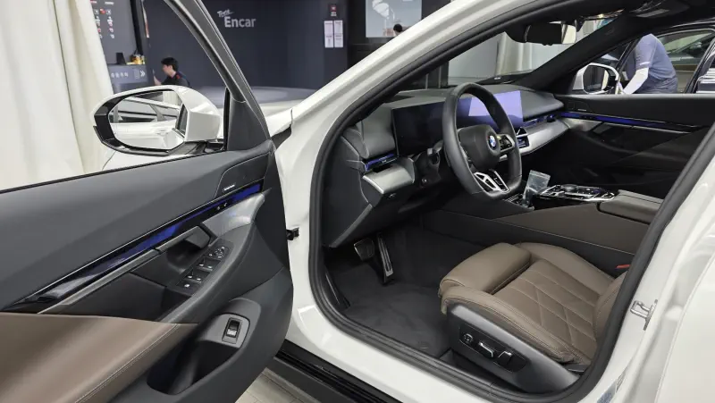 BMW 5-Series