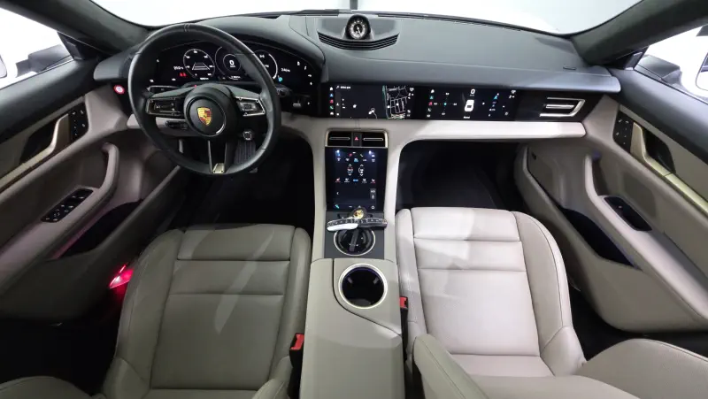 Porsche Taycan