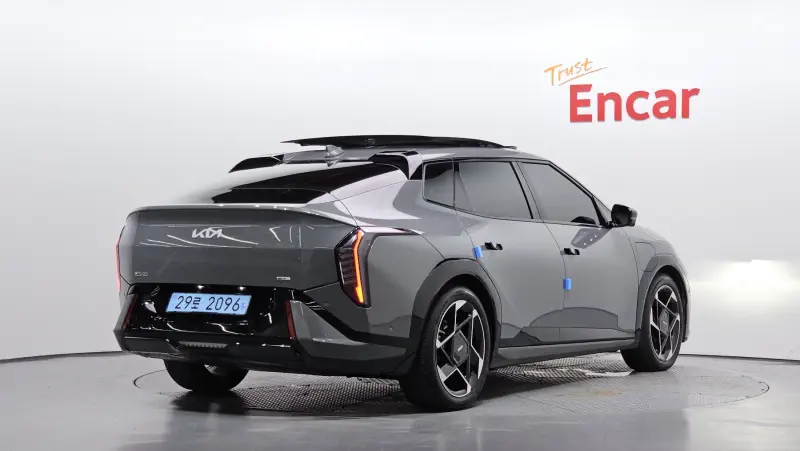 Kia EV4