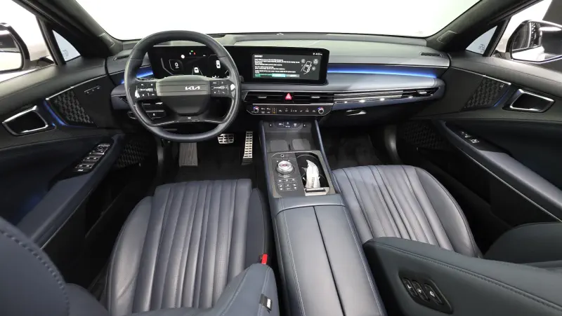 Kia K8