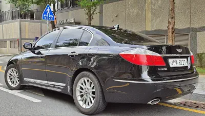 Hyundai Genesis