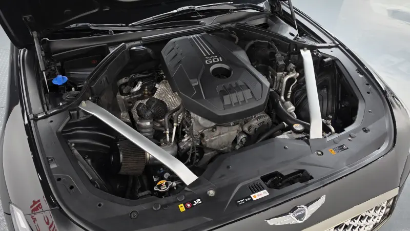 Genesis G70