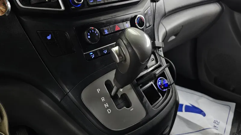 Hyundai Grand Starex