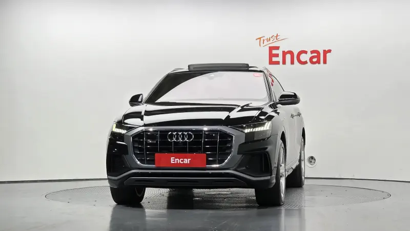 Audi Q8