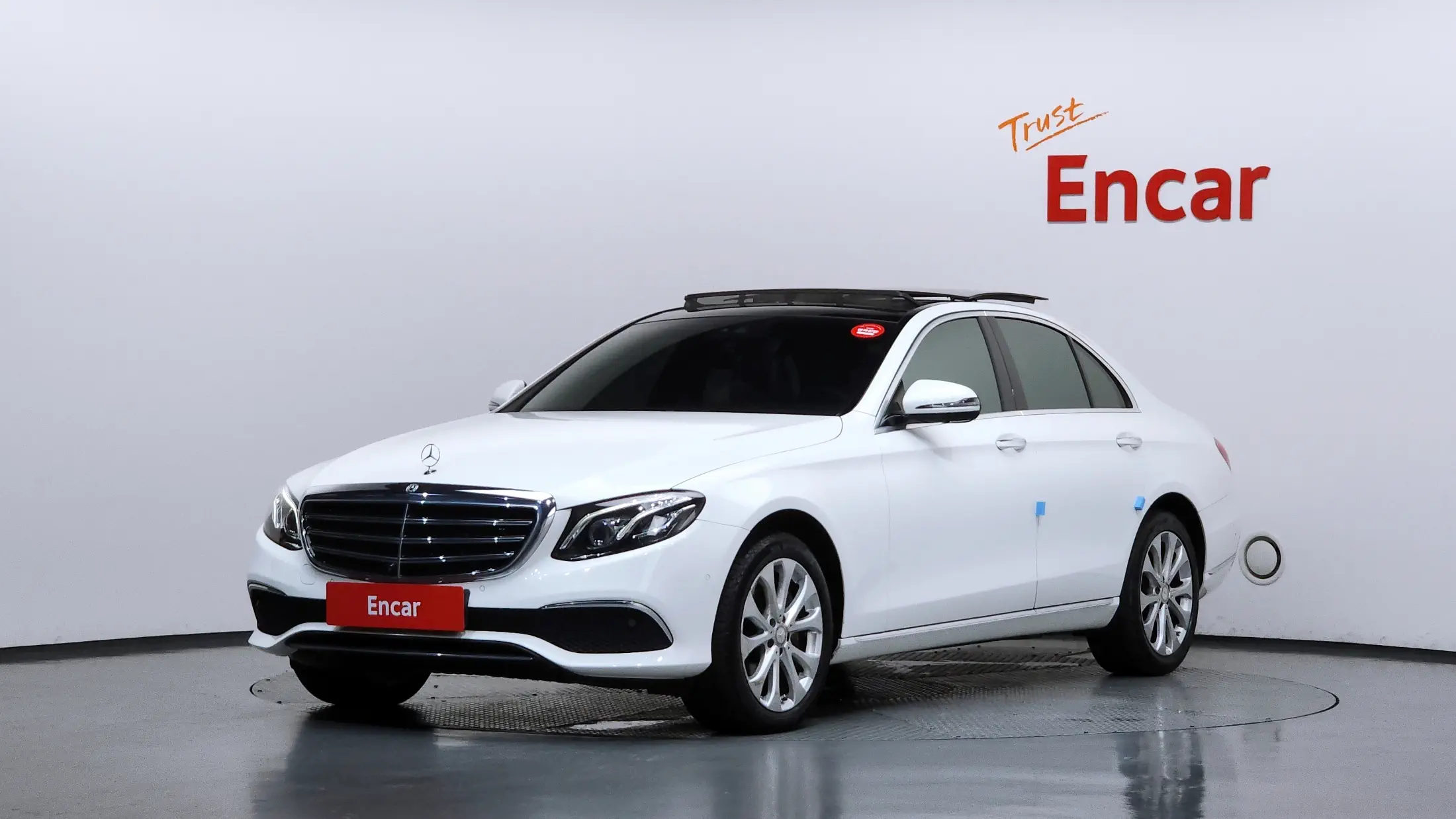 Mercedes-Benz E-Class 2016