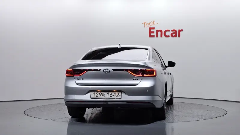 Renault Samsung SM6