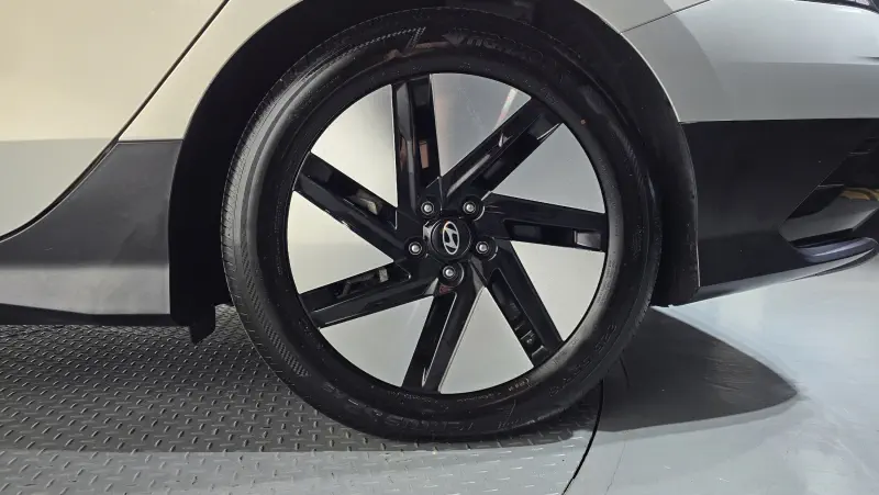 Hyundai Ioniq 6