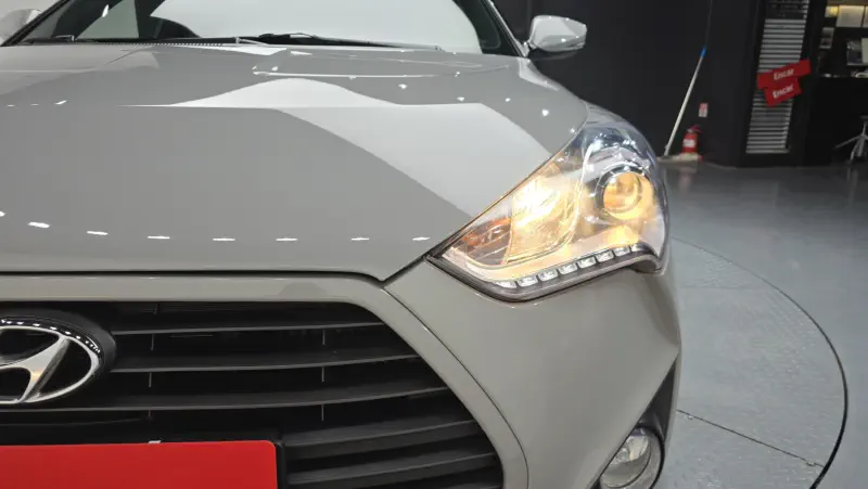 Hyundai Veloster