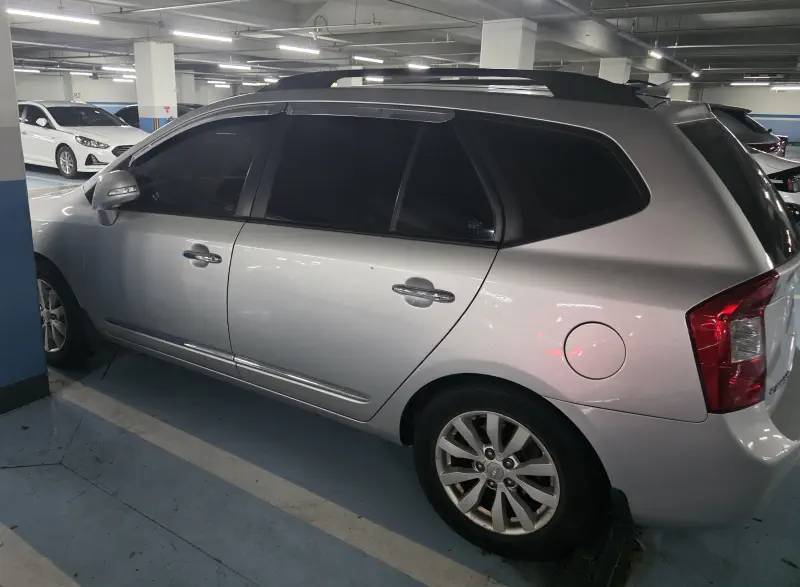 Kia Carens