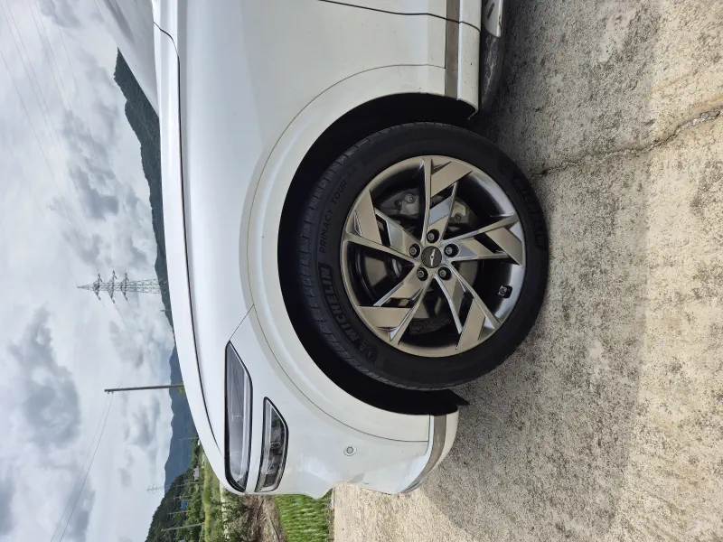 Купить Genesis GV70 Daejeon из Кореи