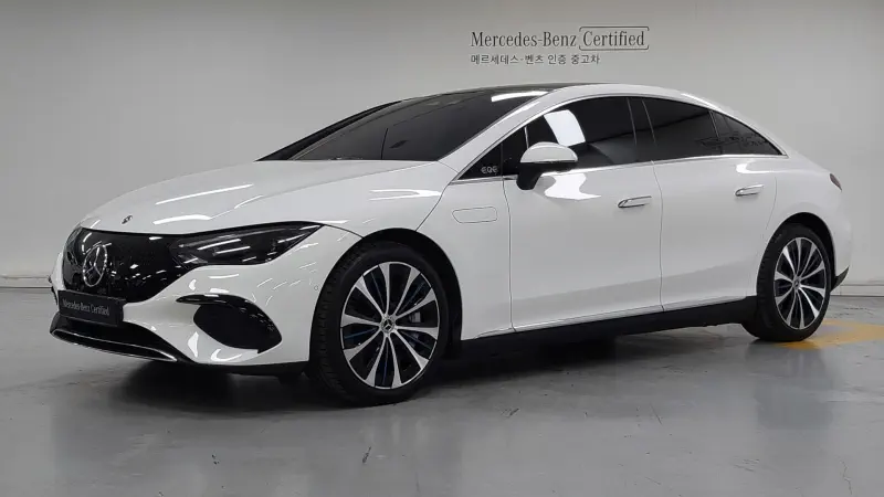 Mercedes-Benz EQE