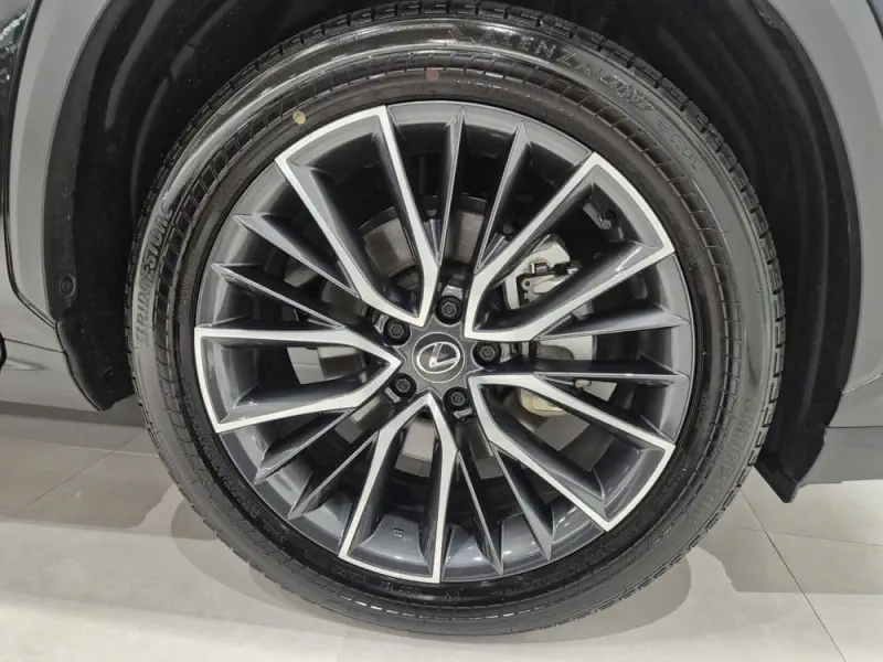 Lexus NX350h