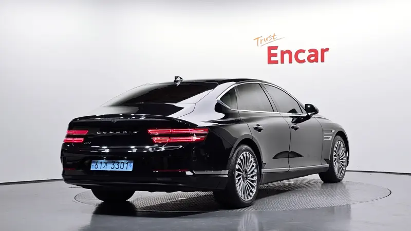 Genesis Electrified G80