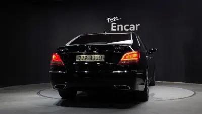 Hyundai Equus