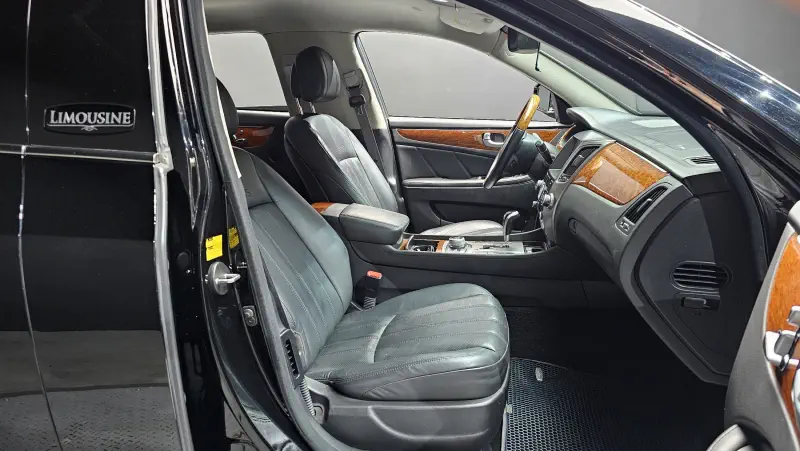 Hyundai Equus