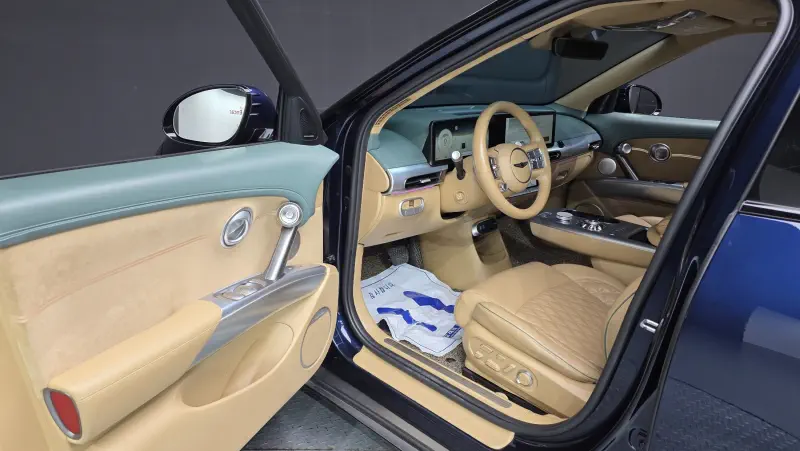 Genesis GV60