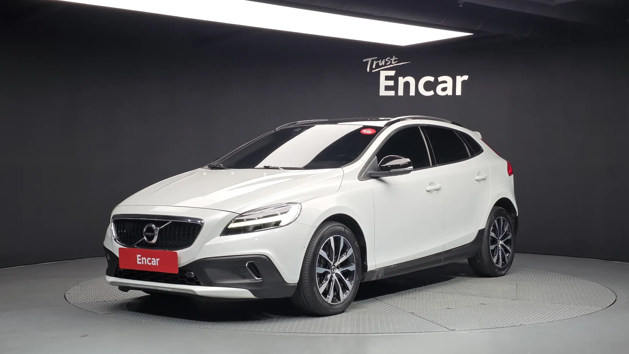 Volvo V40 2018