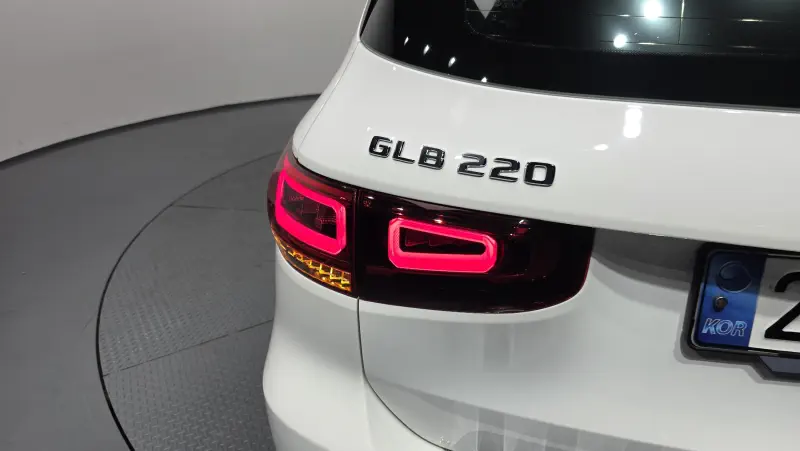 Mercedes-Benz GLB-Class