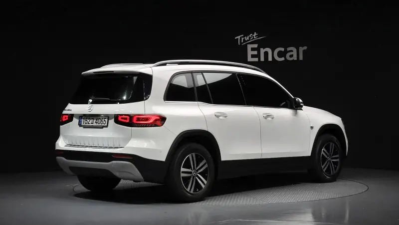 Mercedes-Benz GLB-Class