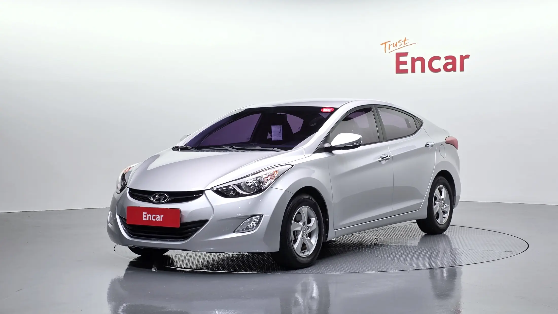 Hyundai AVANTE 2012