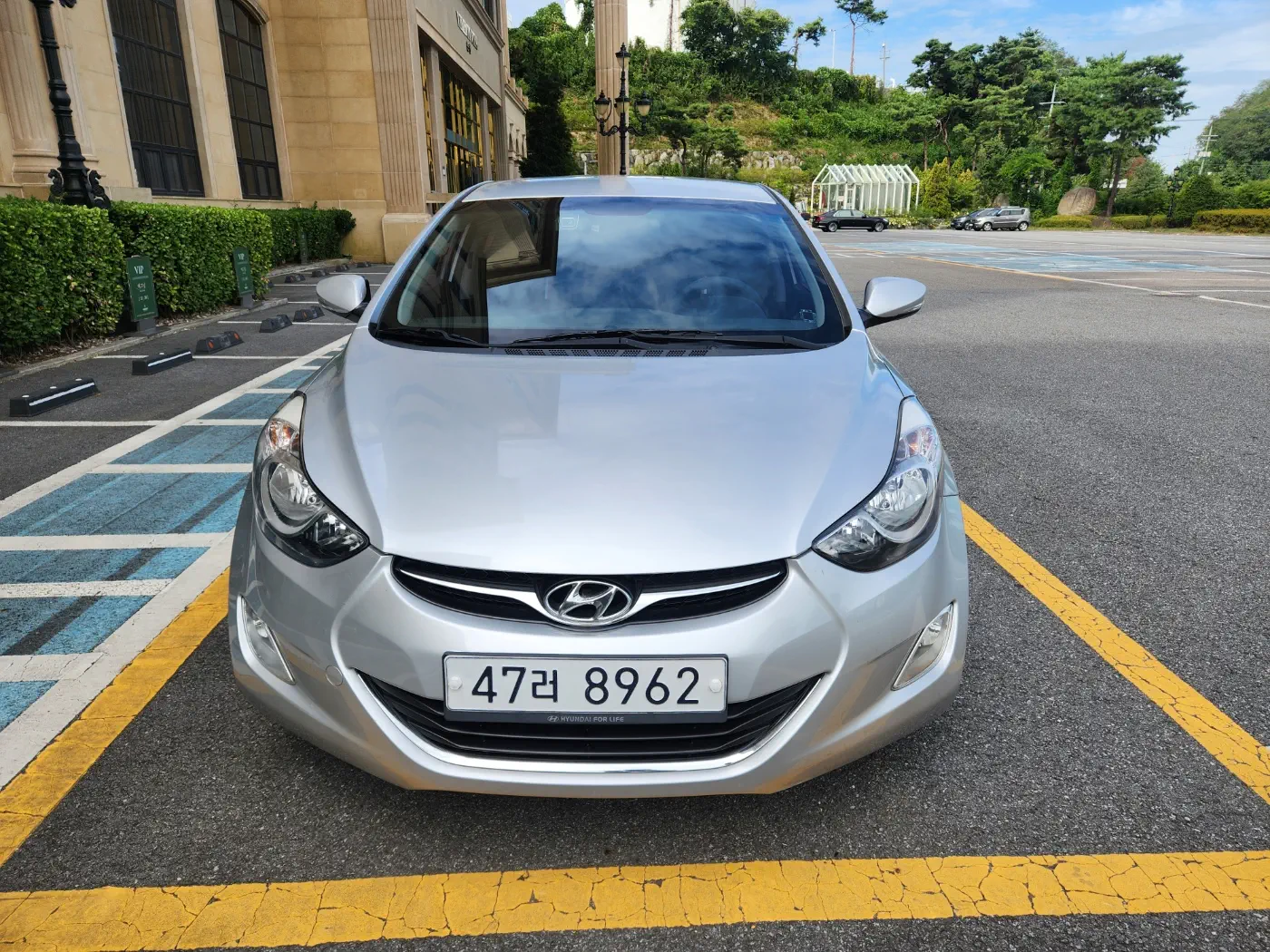 Hyundai AVANTE 2011
