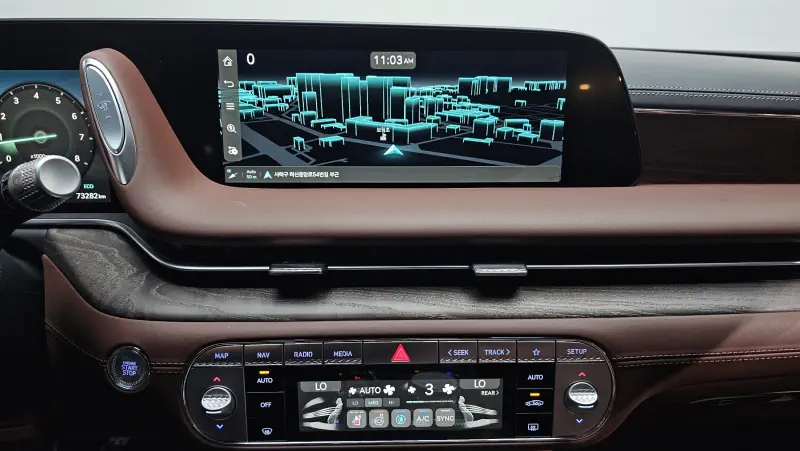Genesis G90