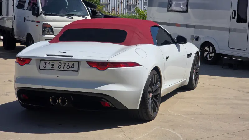 Jaguar F-Type