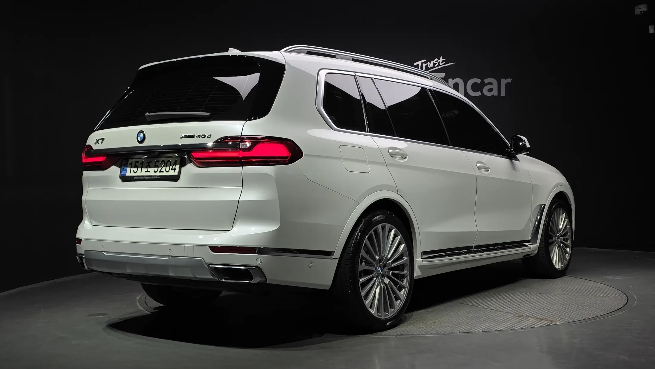 BMW X7 2021